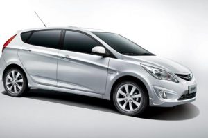 Hyundai Verna 1.5i (91Hp) Hatchback