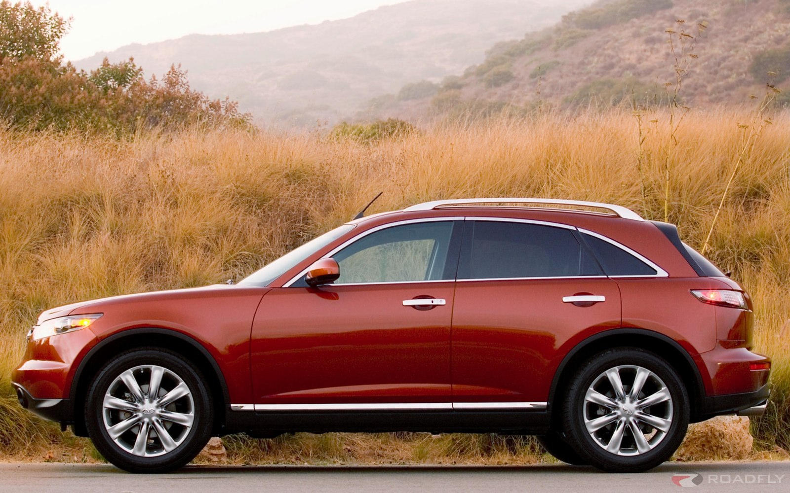 Infiniti FX  4.5 i V8 32V AWD 319 KM - dane techniczne, wymiary, spalanie i opinie