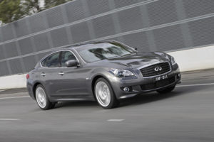 Infiniti M35 3.5 i V6 24V 307 KM Sedan