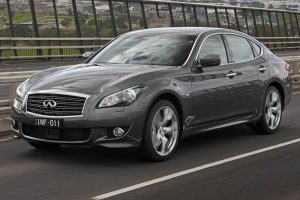 Infiniti Q45 4.5 i V8 32V 340 KM Sedan