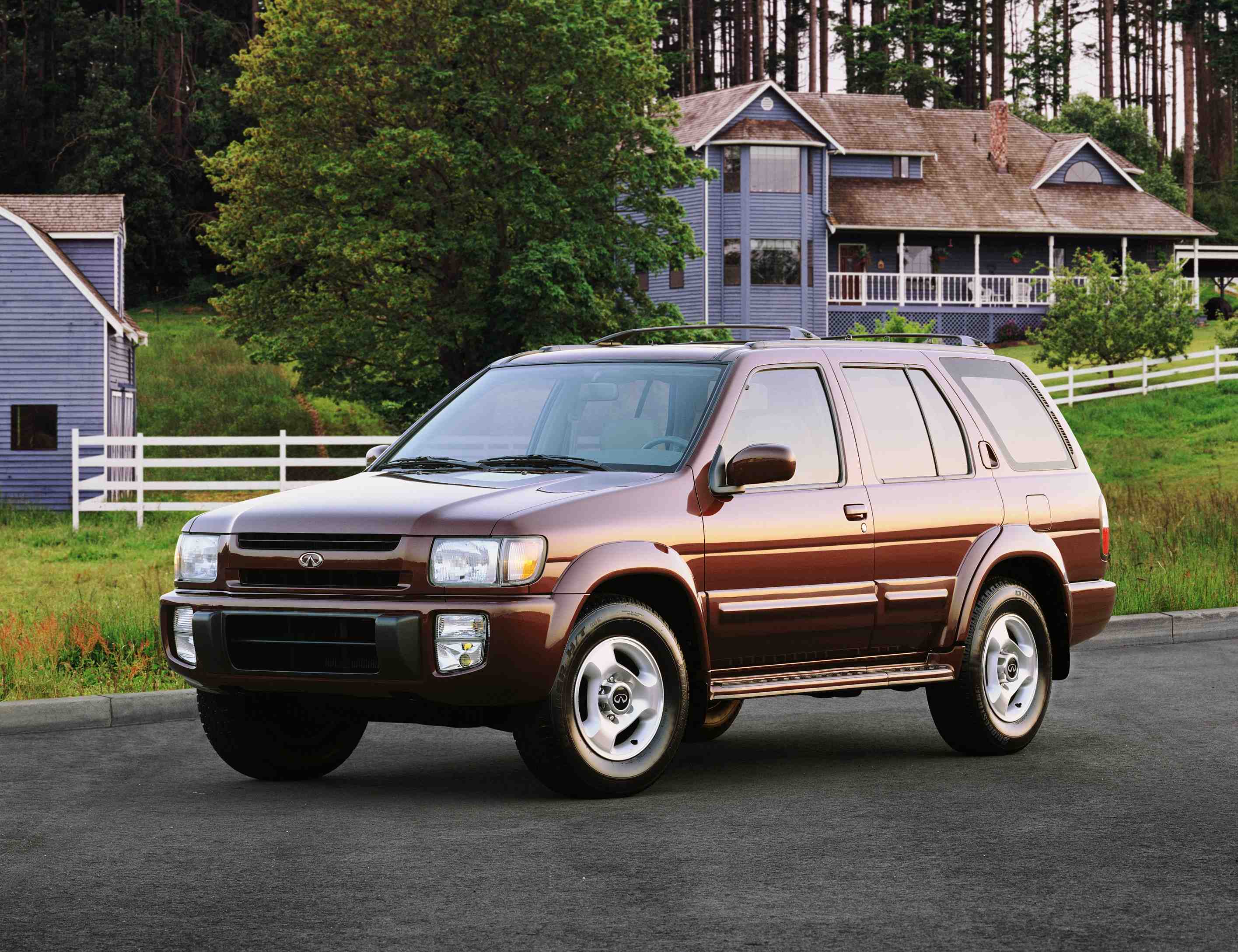 Infiniti QX4 3.3 i V6 24V 170 KM - dane techniczne, wymiary, spalanie i opinie