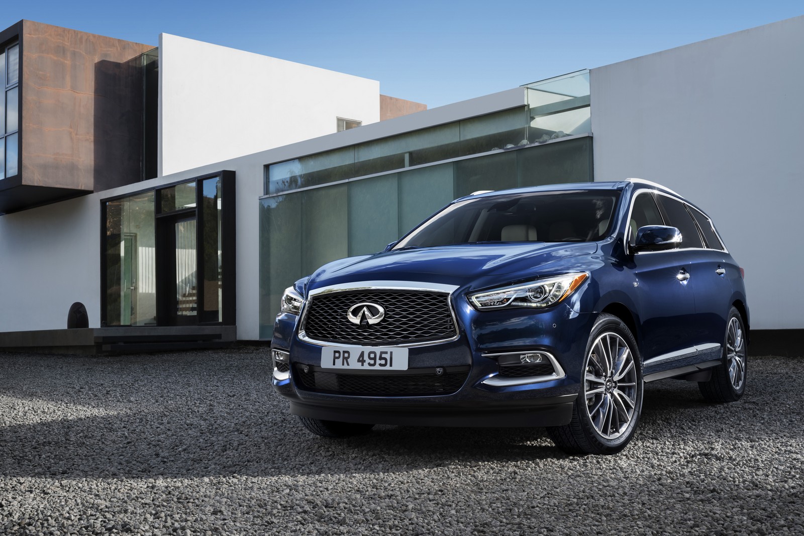 Infiniti QX60  2.5 CVT (231 HP 4x4) - dane techniczne, wymiary, spalanie i opinie