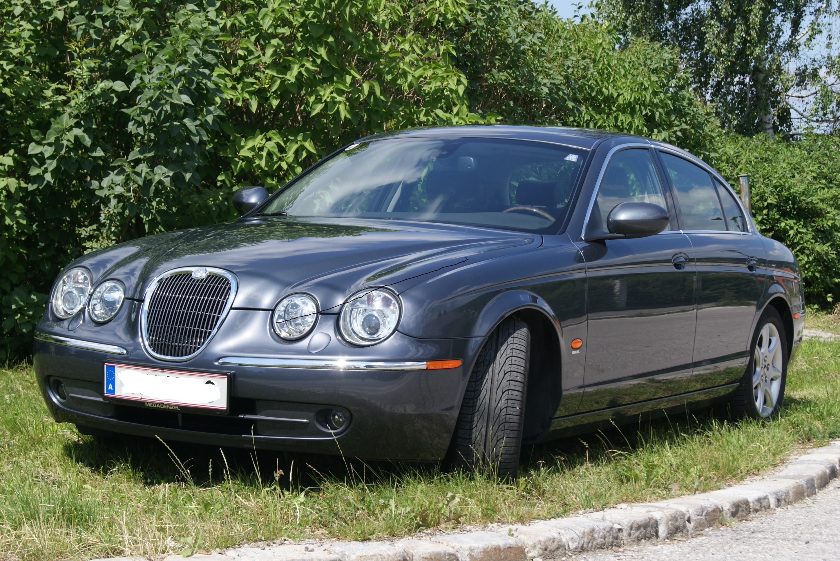 Jaguar S-type  4.2 i V8  32V Type R 395 KM - dane techniczne, wymiary, spalanie i opinie