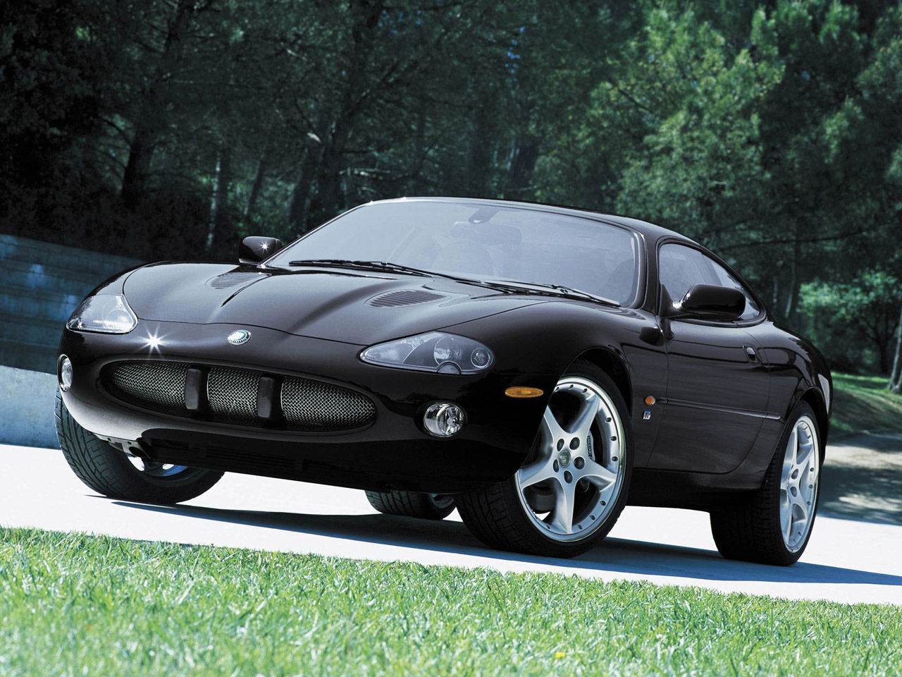 Jaguar XK-8  XKR 4.0 i V8 32V 363 KM Coupe