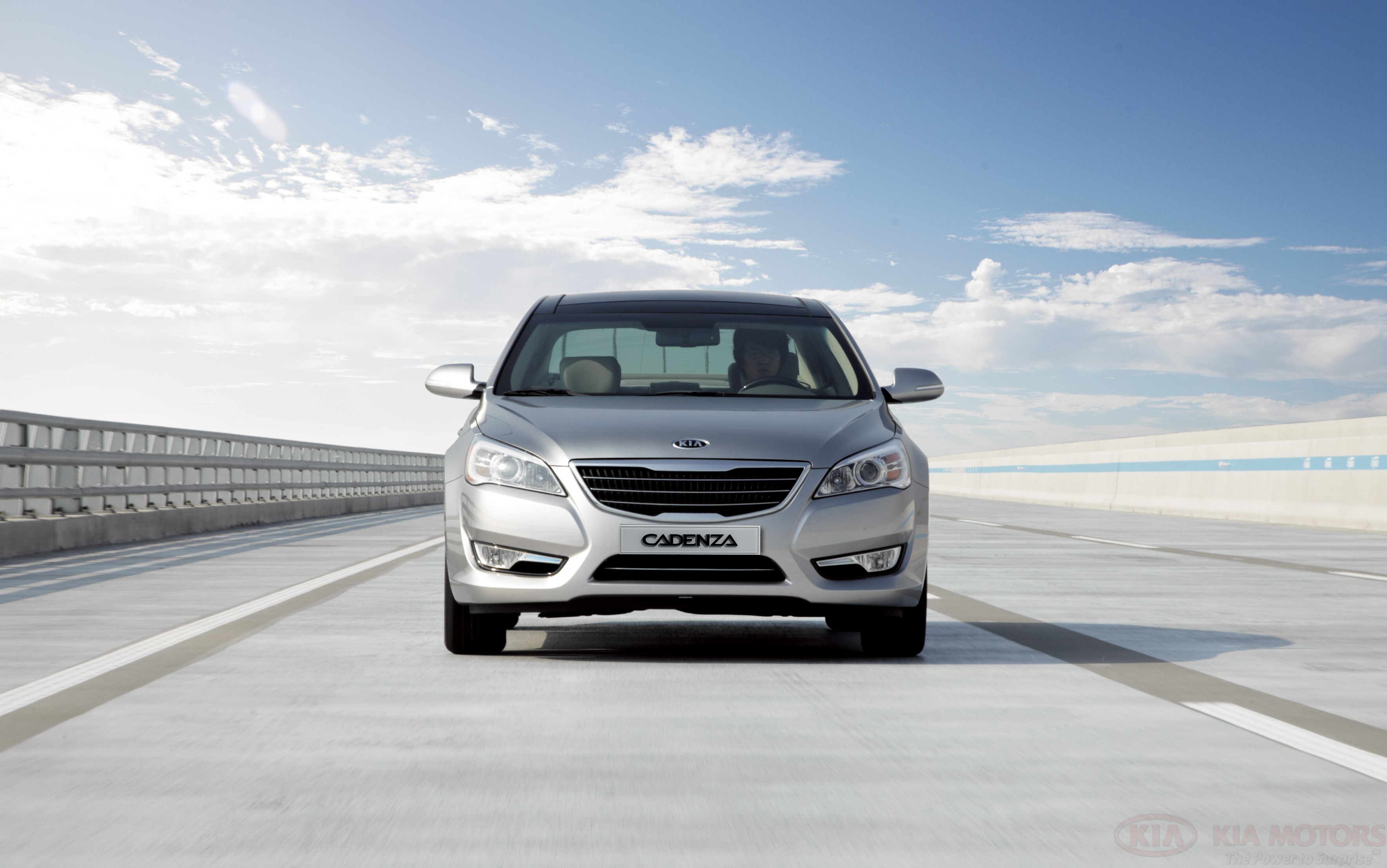 Kia Cadenza-(K7) 2.4i (201Hp) - dane techniczne, wymiary, spalanie i opinie