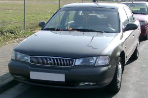 Kia Clarus  2.0 i 16V 133 KM Sedan