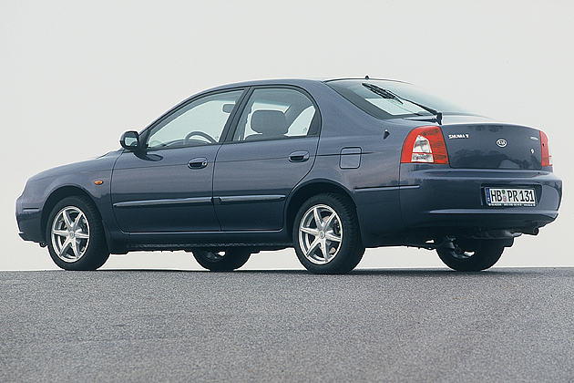 Kia Shuma 1.6 i 16V 101 KM - dane techniczne, wymiary, spalanie i opinie