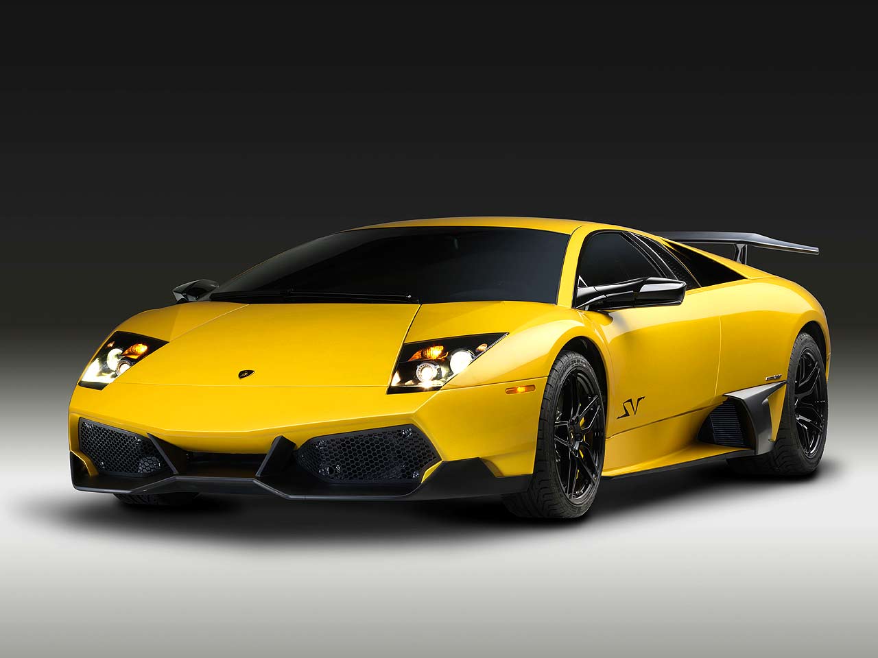 Lamborghini Murcielago  6.2 V12 48V 580 KM - dane techniczne, wymiary, spalanie i opinie