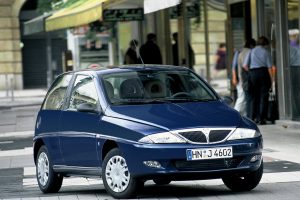 Lancia Y 1.2 16V 86 KM Hatchback