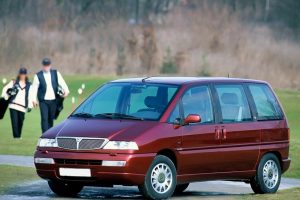 Lancia Zeta  2.0 JTD 136 KM Minivan