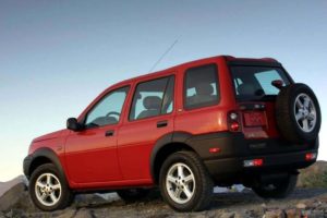 Land-Rover Freelander  1.8 i 16V 120 KM SUV