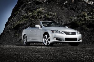 Lexus IS 250C AWD 208 KM Sedan
