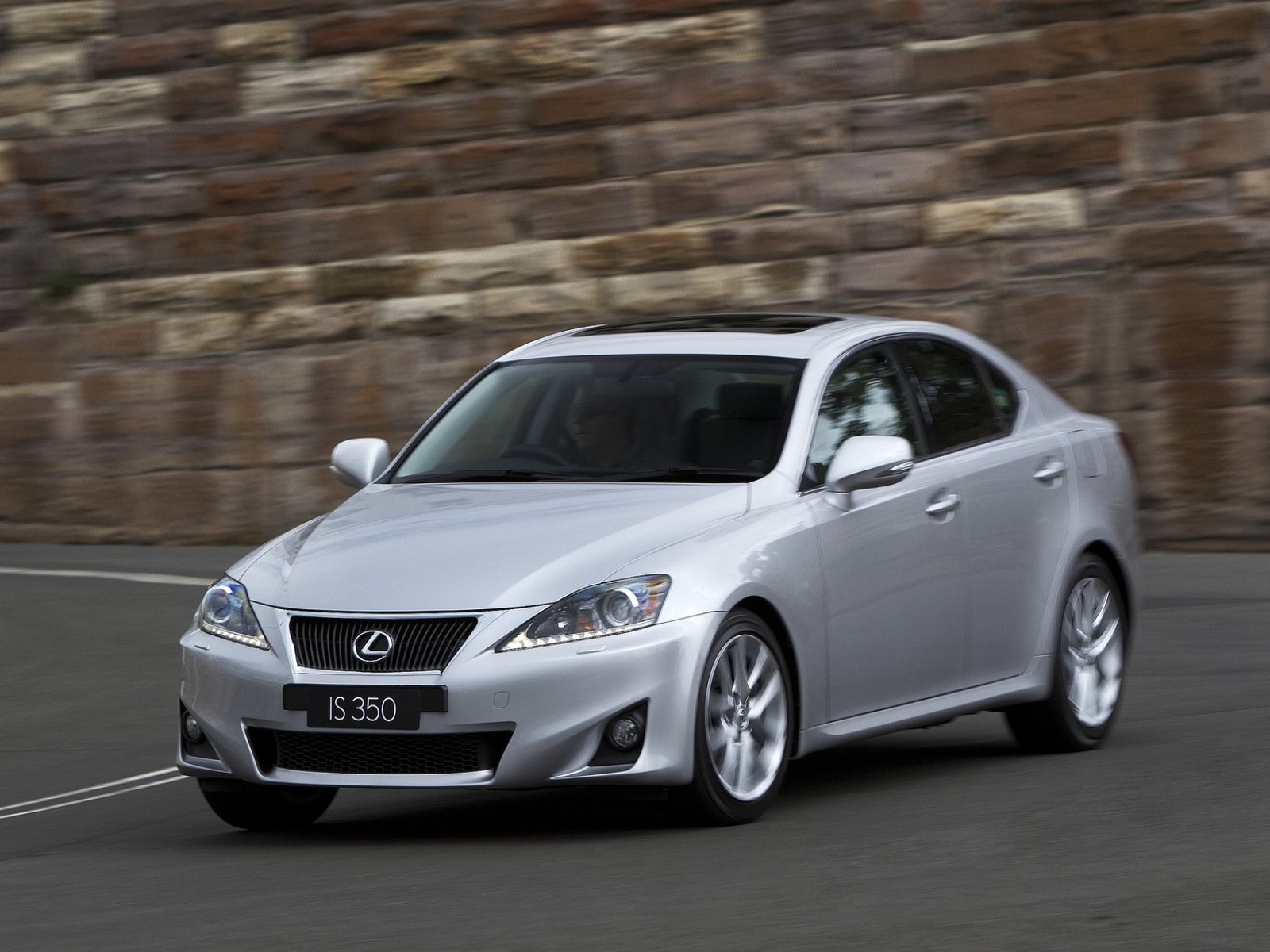 Lexus IS 350 3.5 AT (306 KM) 4WD - dane techniczne, wymiary, spalanie i opinie
