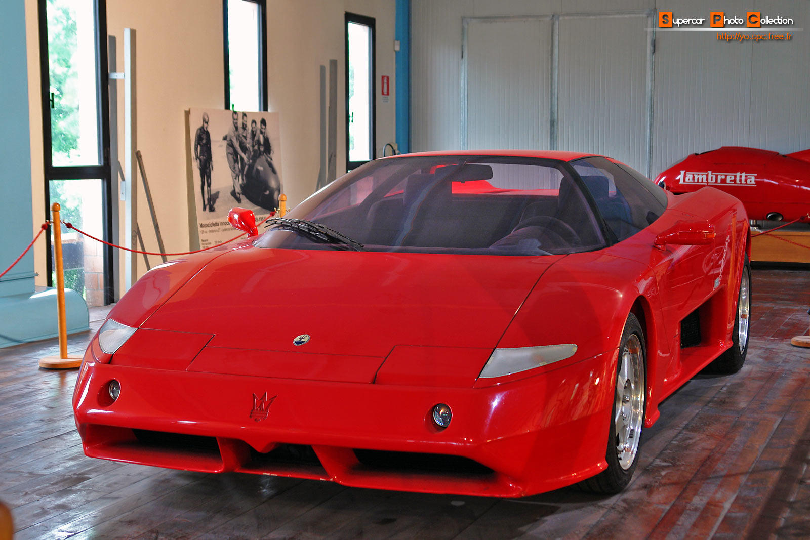 Maserati Chubasco 3.2 i V8 32V Turbo 430 KM - dane techniczne, wymiary, spalanie i opinie