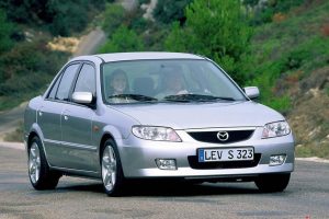 Mazda 323 1.6 i 16V 95 KM Sedan