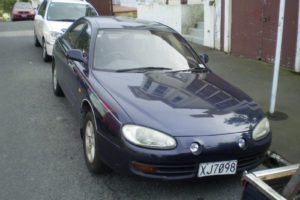 Mazda Clef  2.0 i V6 24V 150 KM Sedan
