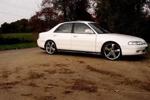 Mazda Cronos  2.0 D Comprex 82 KM Sedan