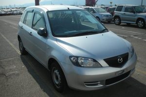 Mazda Demio 1.3i 91KM 4WD Hatchback