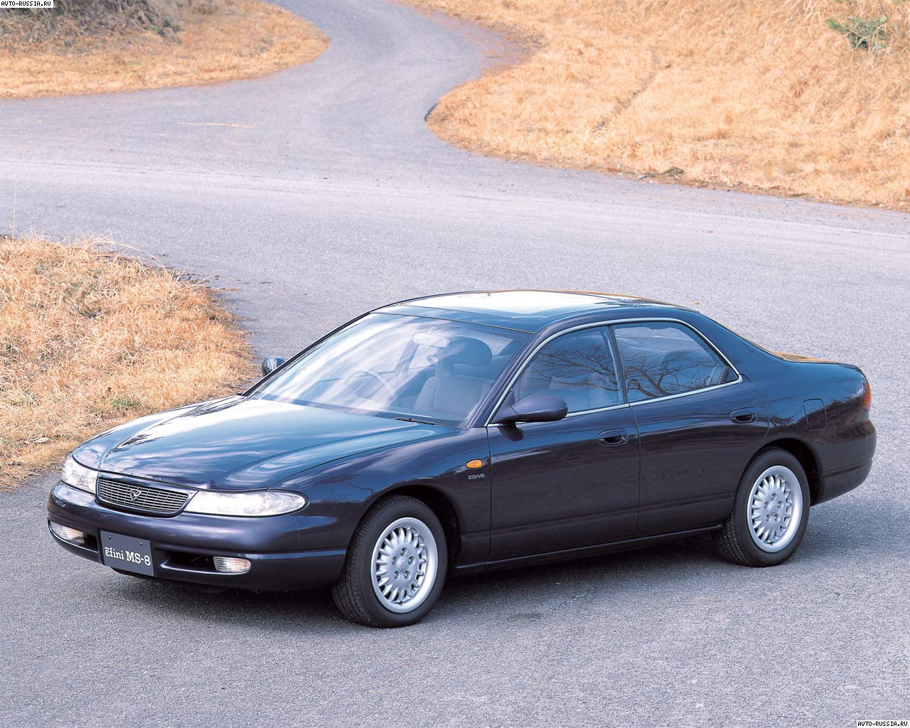 Mazda Efini-MS-9  2.5 i V6 (160 Hp) - dane techniczne, wymiary, spalanie i opinie