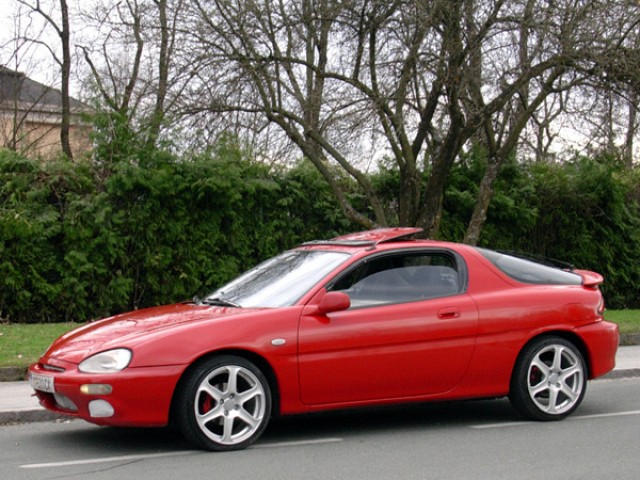 Mazda Mx-3  1.6 16V 90 KM - dane techniczne, wymiary, spalanie i opinie