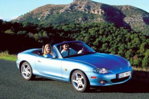 Mazda Mx-5  1.6 i 16V 110 KM Cabrio