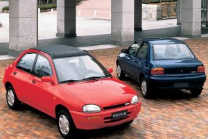 Mazda Revue 1.5 i 16V 88 KM Sedan