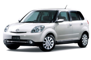 Mazda Verisa 1.5 16V 113 KM SUV