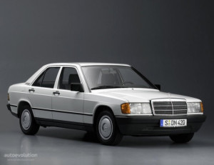 Mercedes-Benz 190  2.0 i 122 KM Sedan