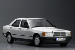 Mercedes-Benz 190 2.6 i 160 KM Sedan