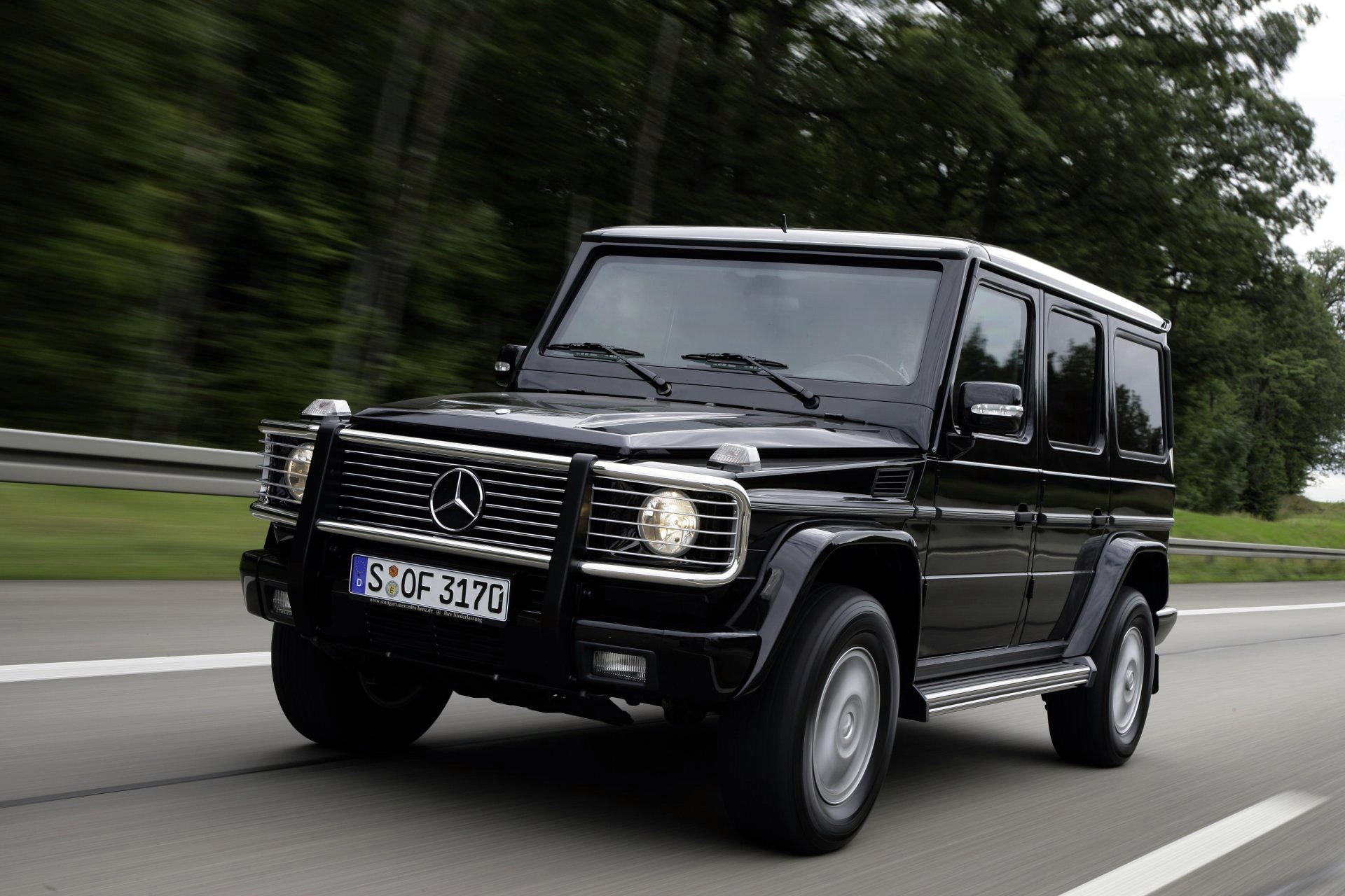 Mercedes-Benz G-Klasse  G 320 463.230,463.231 3 dr 210 KM - dane techniczne, wymiary, spalanie i opinie