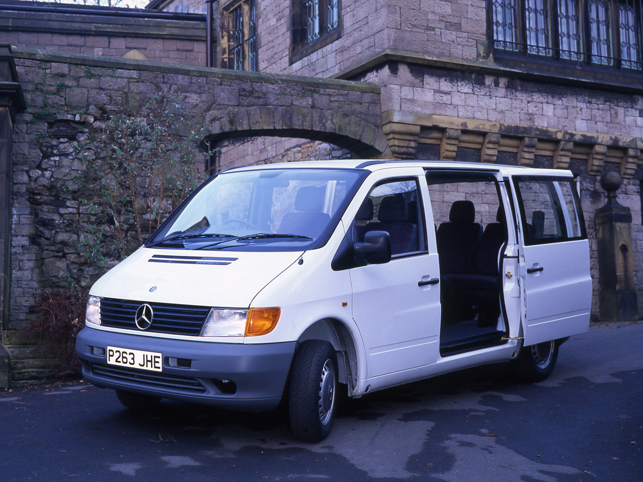 Mercedes-Benz Vito  110 CDI 2.3d MT (98 HP) - dane techniczne, wymiary, spalanie i opinie