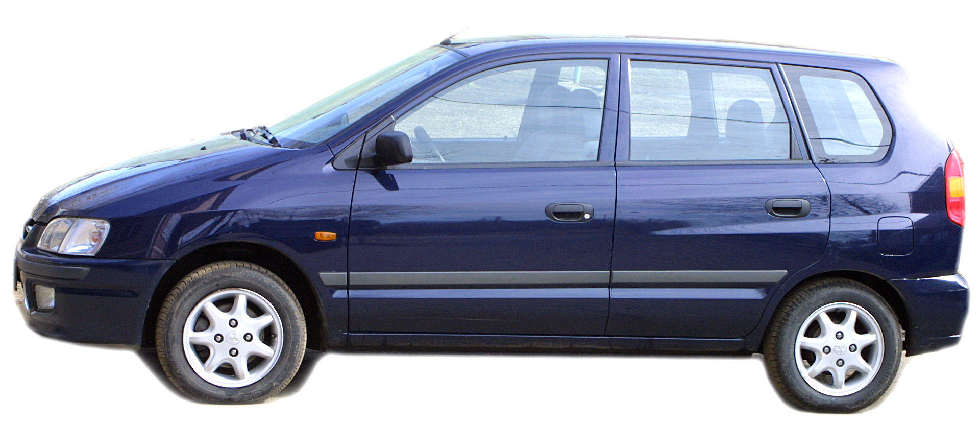 Mitsubishi Chariot 2.4 i 16V Super MX 145 KM - dane techniczne, wymiary, spalanie i opinie