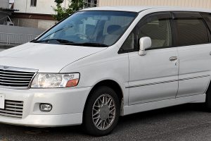 Nissan Bassara 2.5i (165Hp) 4WD Minivan