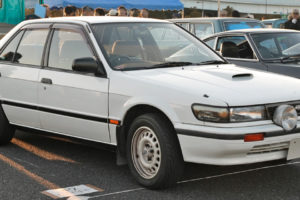 Nissan Bluebird 1.6 79 KM Sedan