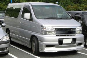 Nissan Elgrand  3.2DT (150Hp) Minivan