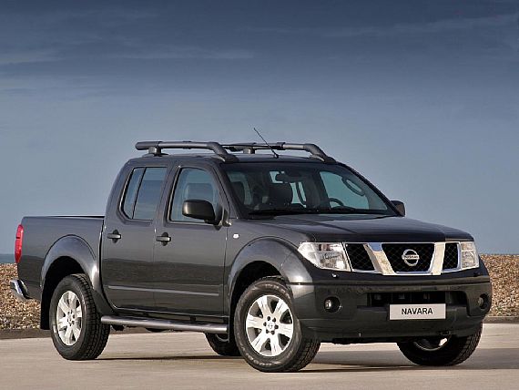Nissan Navara-(Frontier)  2.5d AT (190 HP) - dane techniczne, wymiary, spalanie i opinie