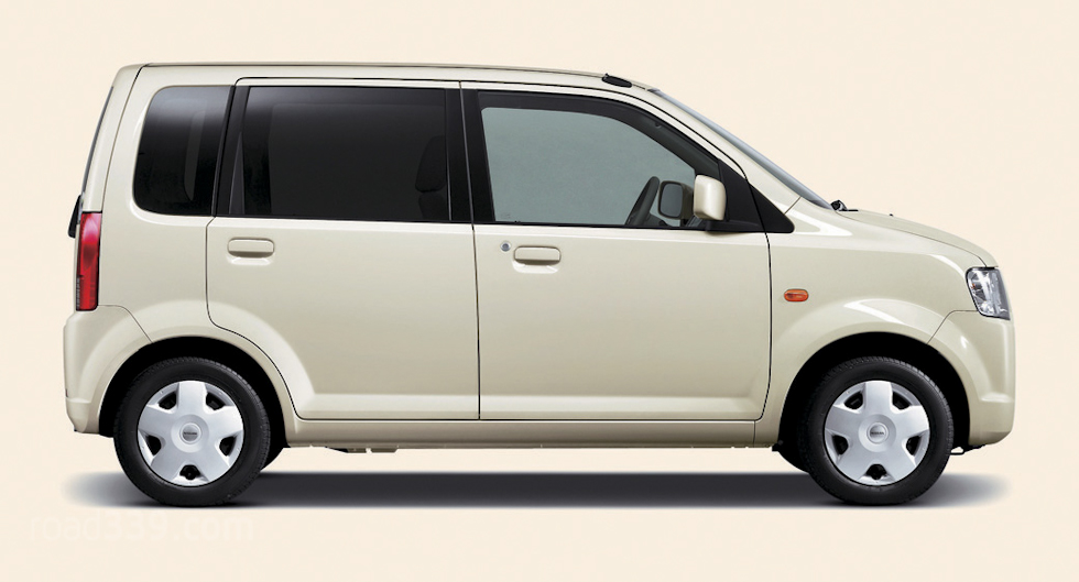 Nissan Otti  0.7T (64Hp) 4WD - dane techniczne, wymiary, spalanie i opinie