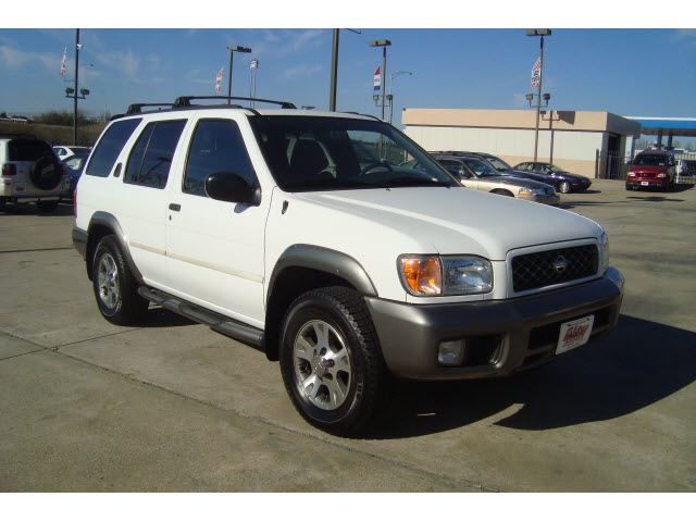 Nissan Pathfinder 3.3 V6 4WD 170 KM - dane techniczne, wymiary, spalanie i opinie