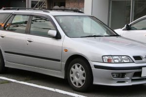Nissan Primera  1.6 16V 99 KM Hatchback
