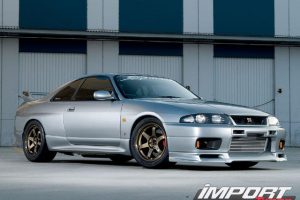 Nissan Skyline 2.6T 280KM Sedan