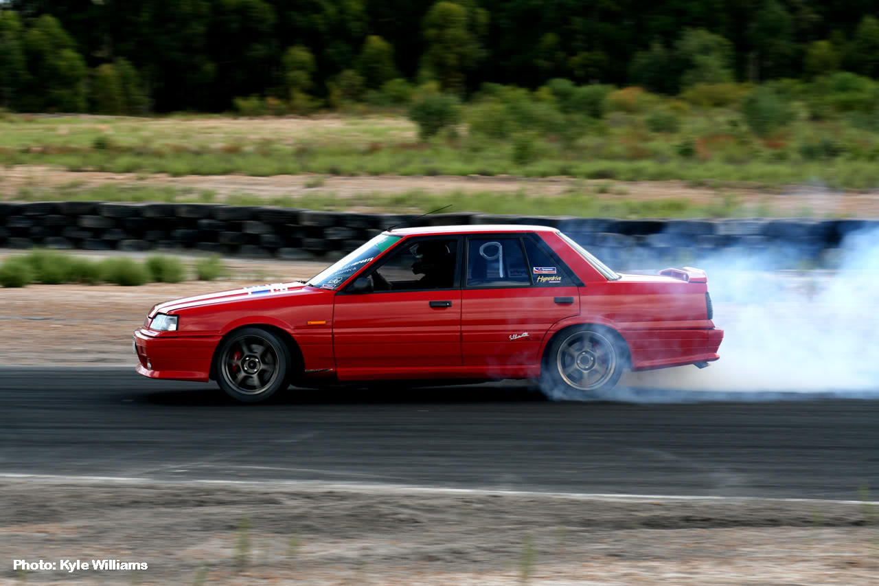 Nissan Skyline 2.0T 170KM - dane techniczne, wymiary, spalanie i opinie