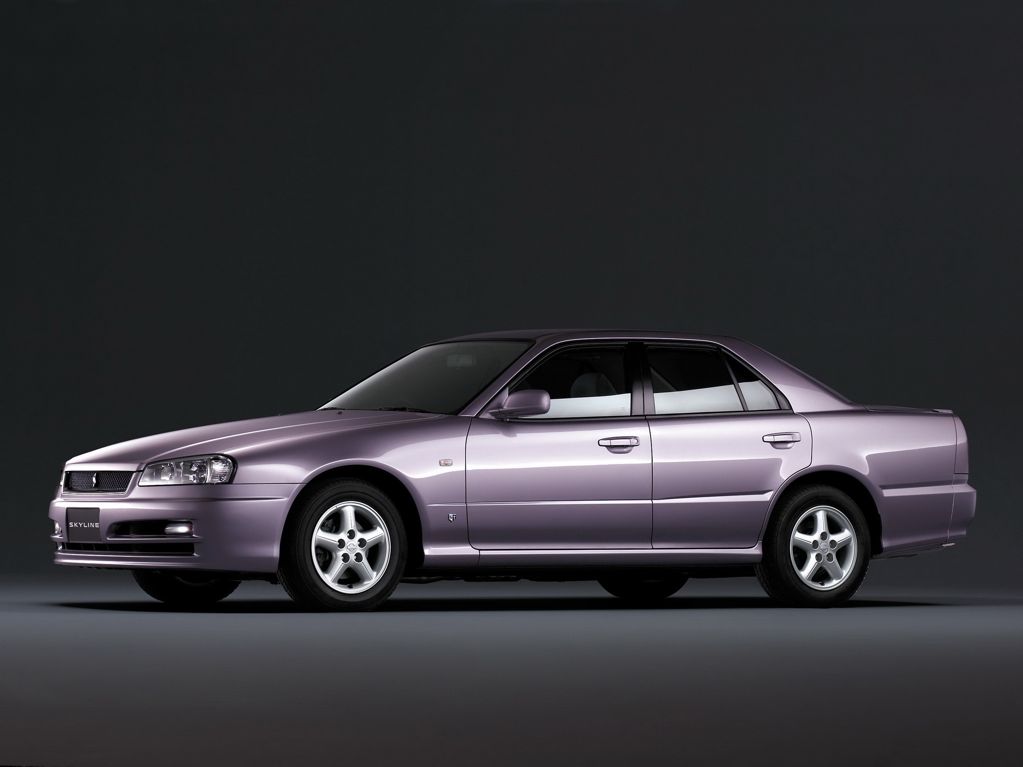 Nissan Skyline 2.0i (155Hp) - dane techniczne, wymiary, spalanie i opinie