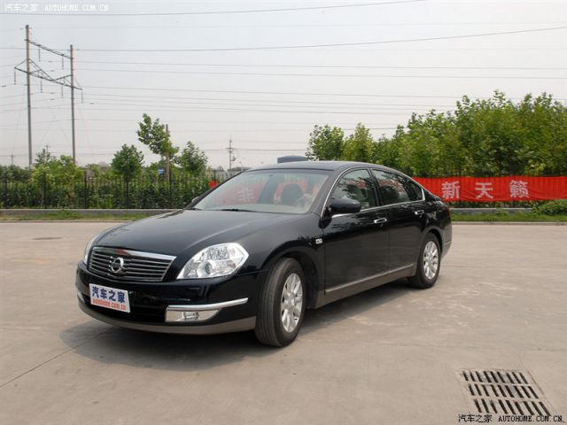 Nissan Teana 3.5 i V6 245 - dane techniczne, wymiary, spalanie i opinie