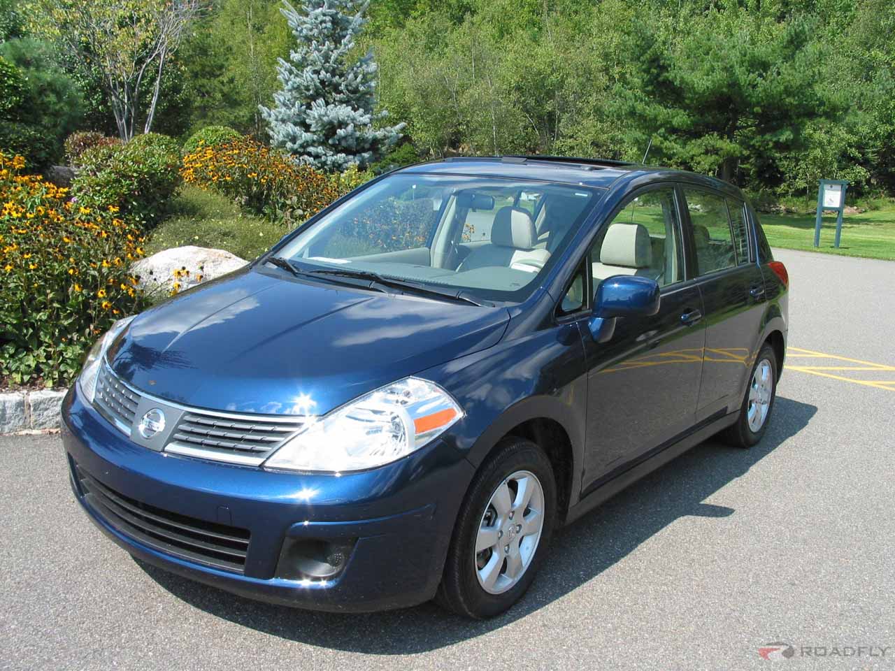 Nissan Versa 1.8 122KM - dane techniczne, wymiary, spalanie i opinie