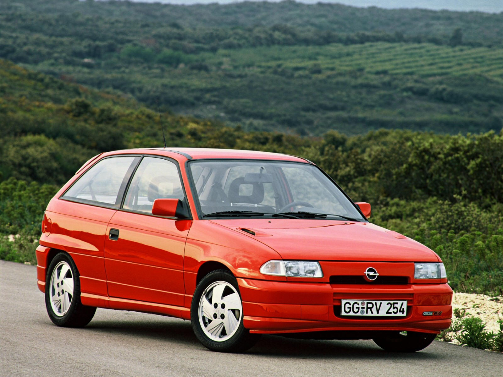 Opel Astra  1.7 D 57 KM Sedan