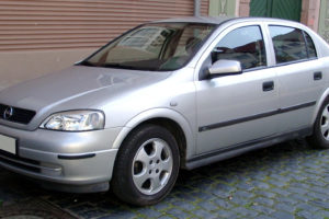 Opel Astra  1.8 16V 125 KM Hatchback