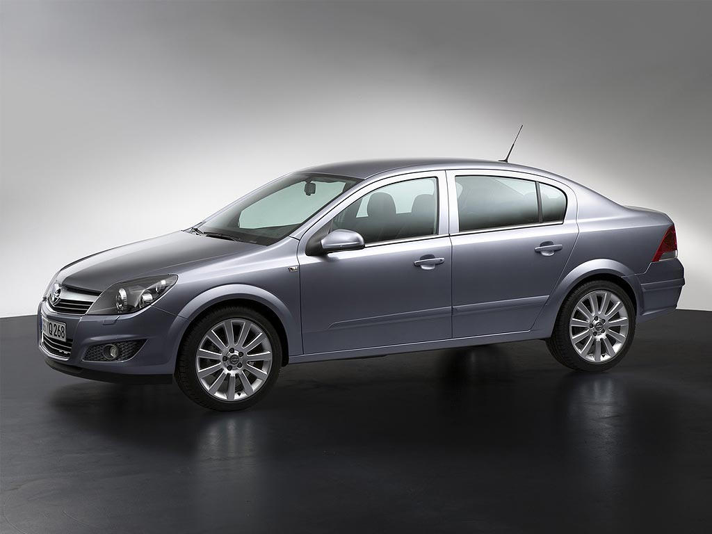 Opel Astra  1.6 i 16V 115KM Hatchback