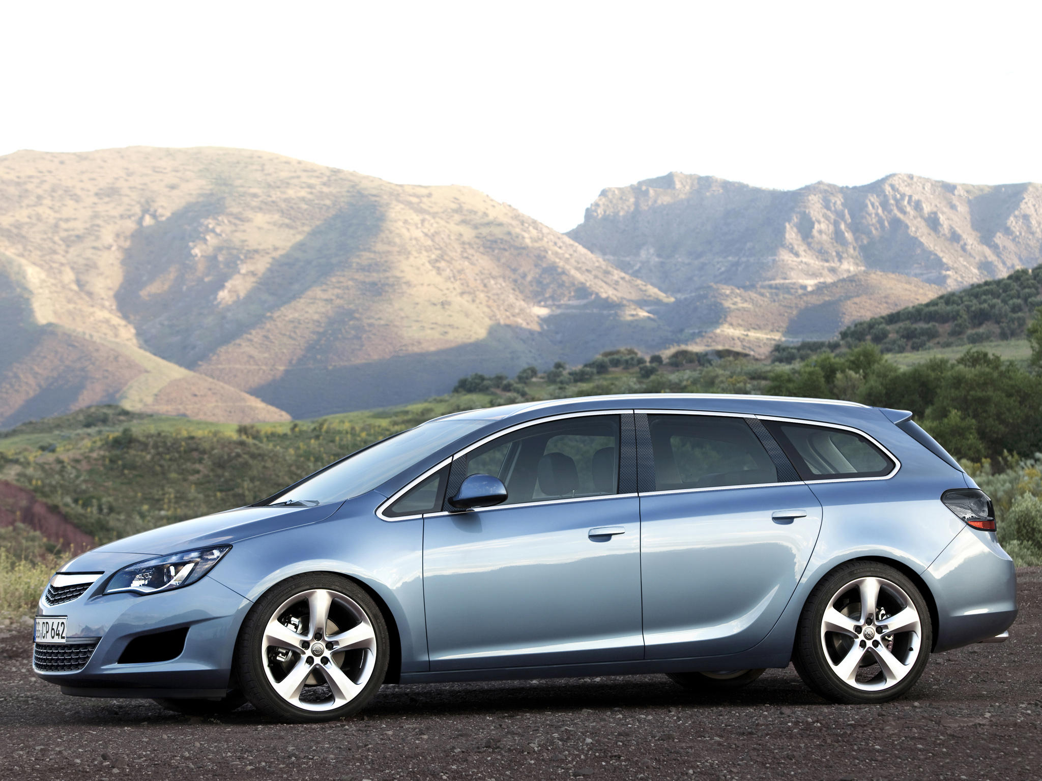 Opel Astra  1.7 CDTI (125Hp) Suv