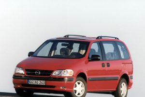 Opel Sintra  2.2 i 16V 141 KM Minivan