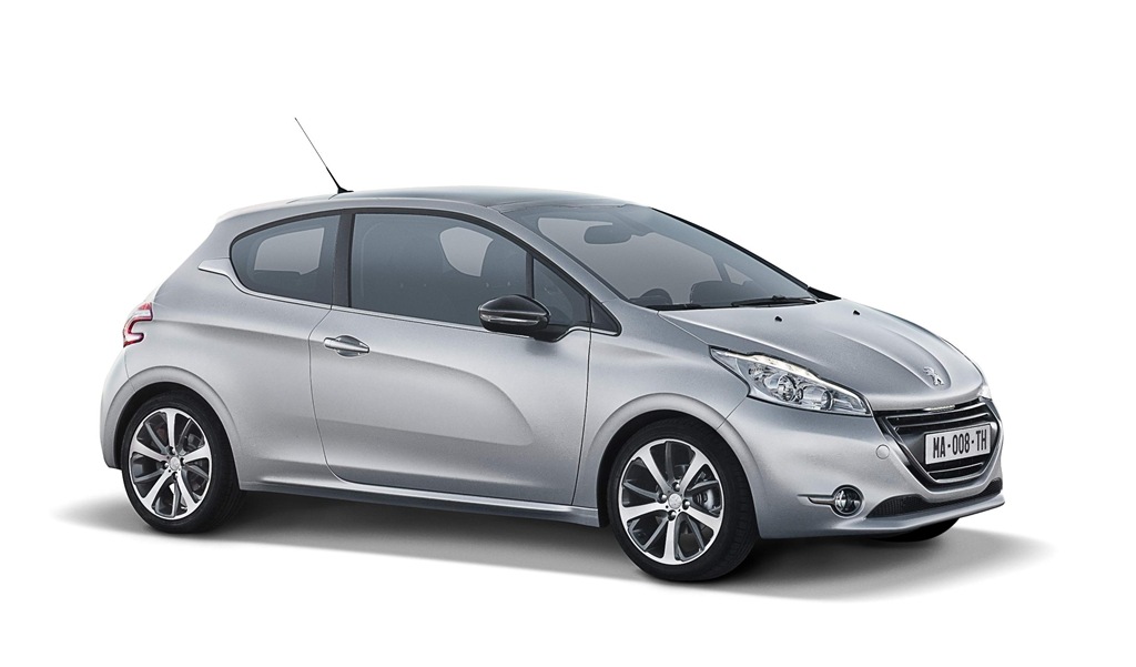 Peugeot 208 1.2i (82Hp) - dane techniczne, wymiary, spalanie i opinie